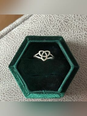 S925 ring